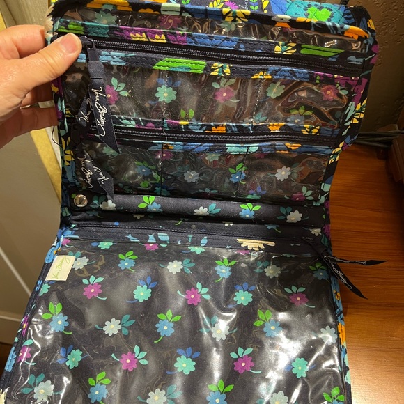 Floral Quilted Makeup Bag - Picture 6 of 9